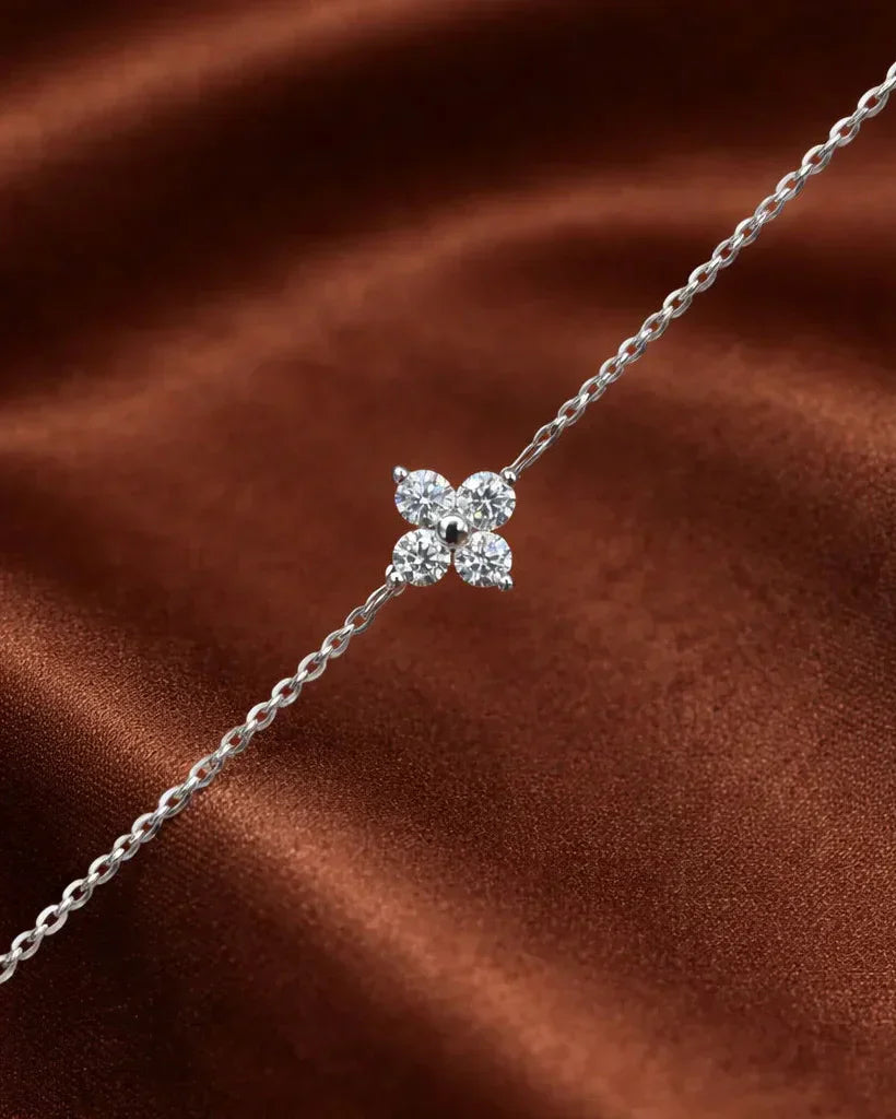 Four Clover Diamond Bracelet in Solid Gold: The Ultimate Guide FSS Jewellery
