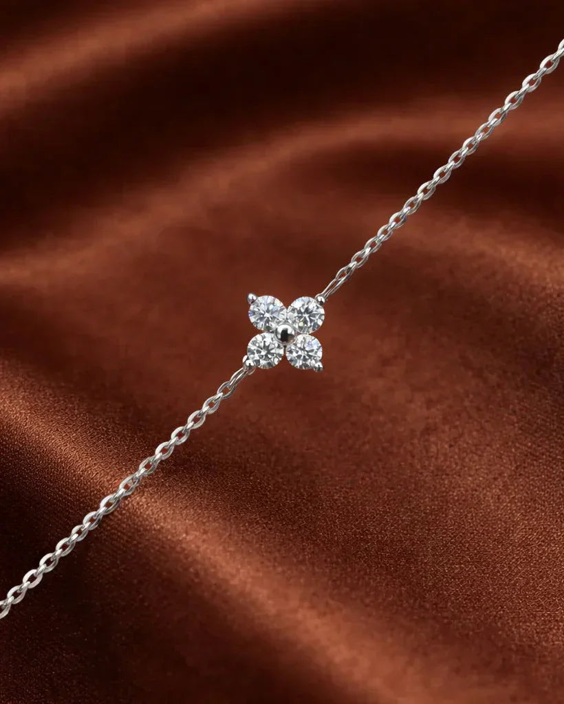 Four Clover Diamond Bracelet in Solid Gold: The Ultimate Guide FSS Jewellery