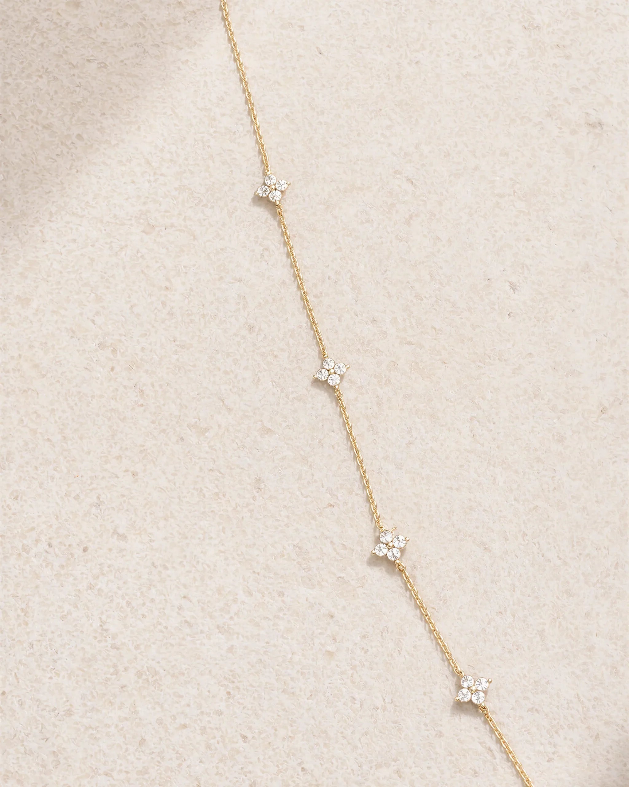 Four Clover Diamond Necklace in Solid Gold: The Ultimate Guide
