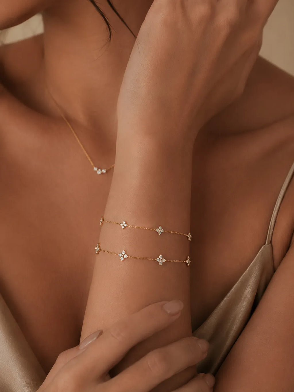 Four Clover Diamond Bracelet in Solid Gold