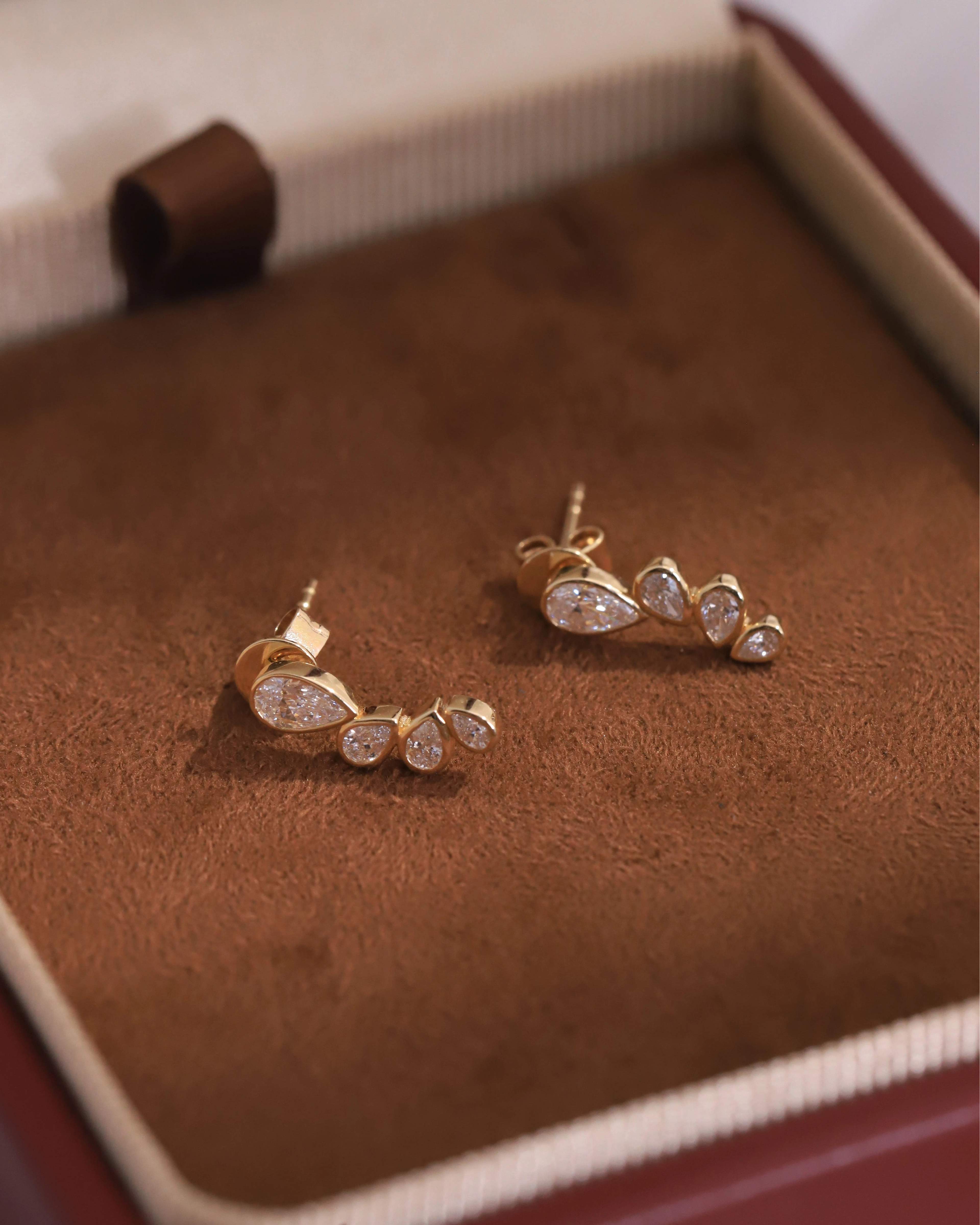 diamond stud earring 