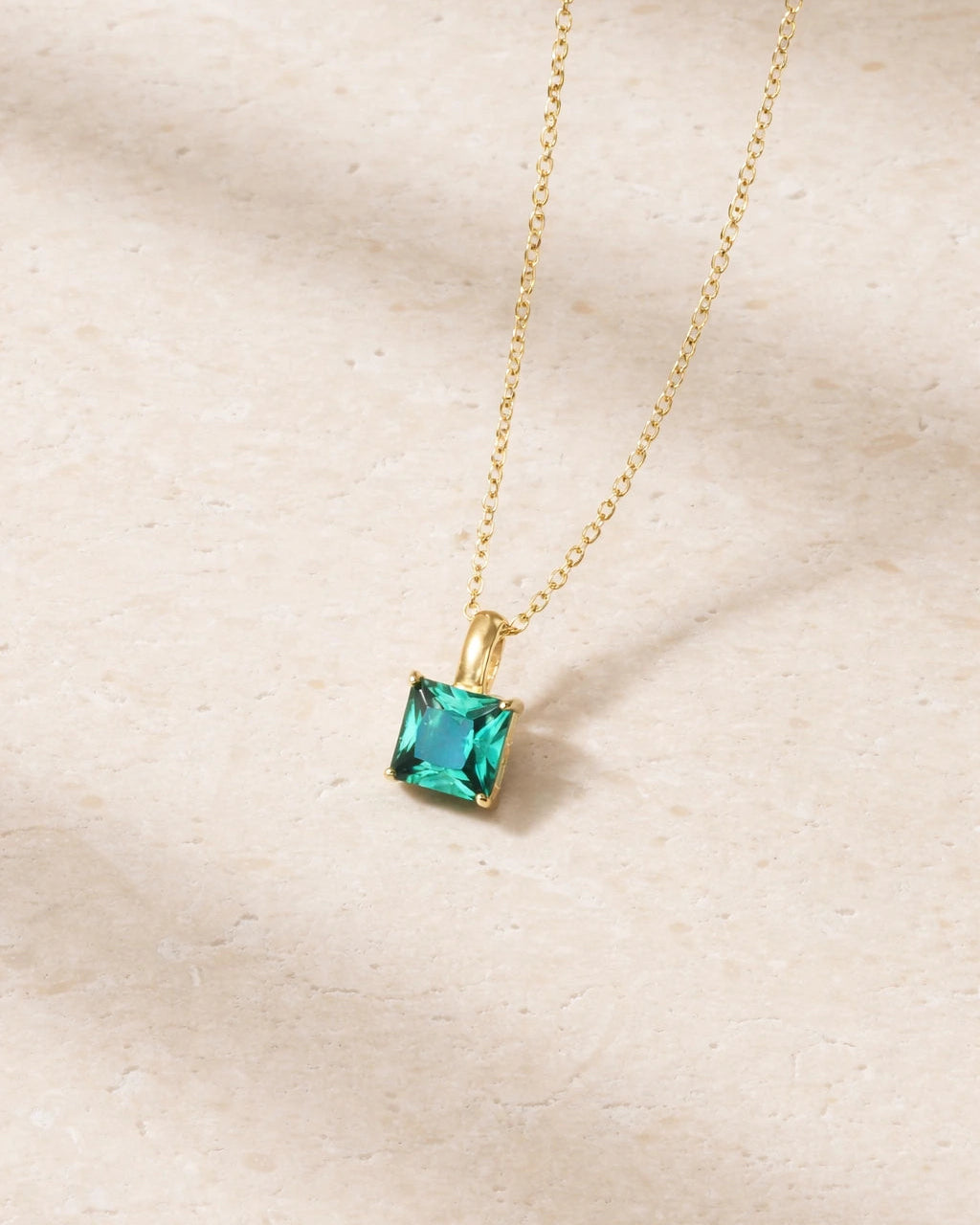 Emerald Crystal Solitaire Pendant Necklace in Solid Gold