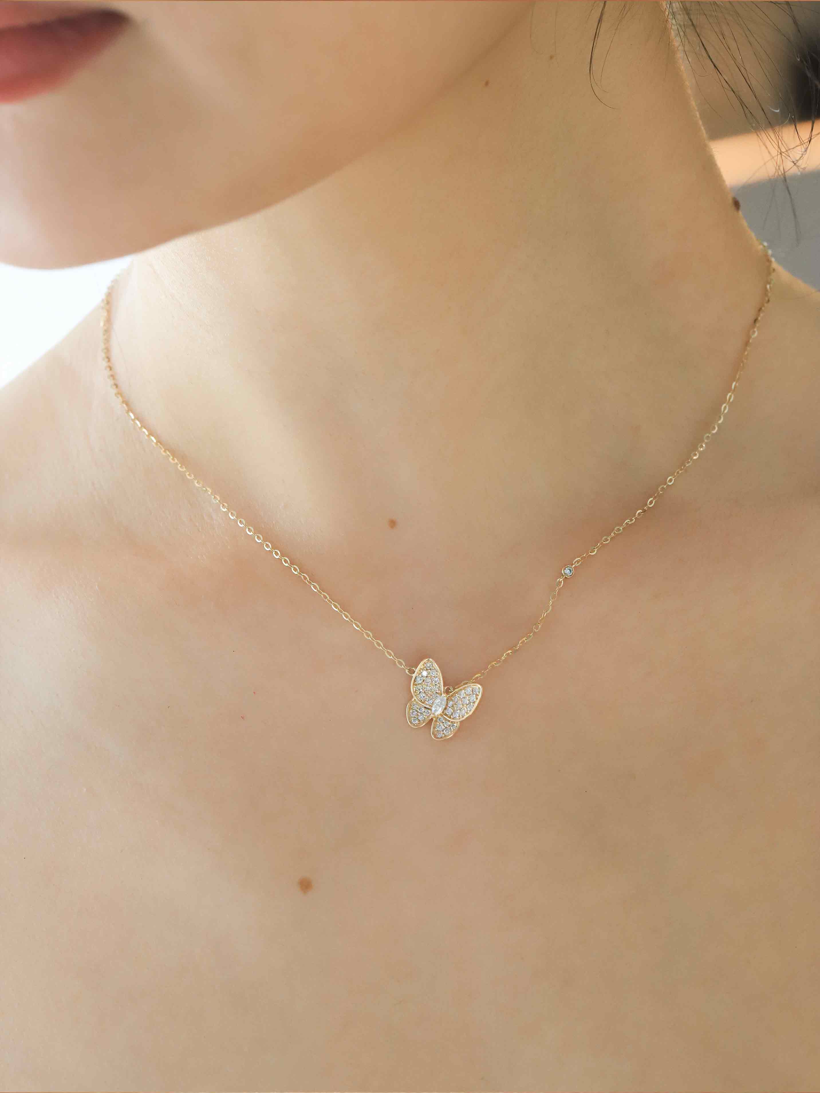 Diamonds Butterfly Pendant Necklace in Solid Gold