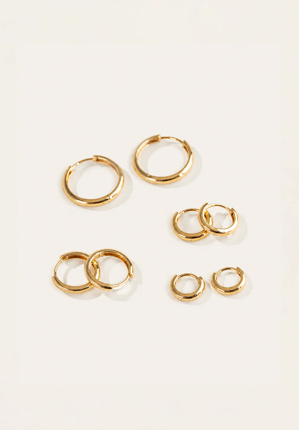 18K Gold Minimal Huggie Hoop Earrings