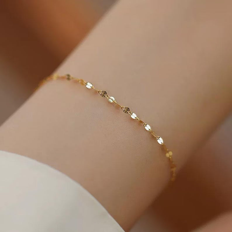 Dainty Sparkle Chain Bracelelt in Solid Gold