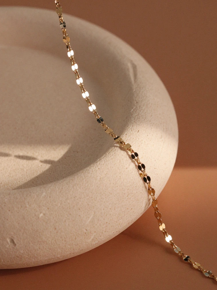 Sparkle Chain Lariat Necklace in Solid Gold